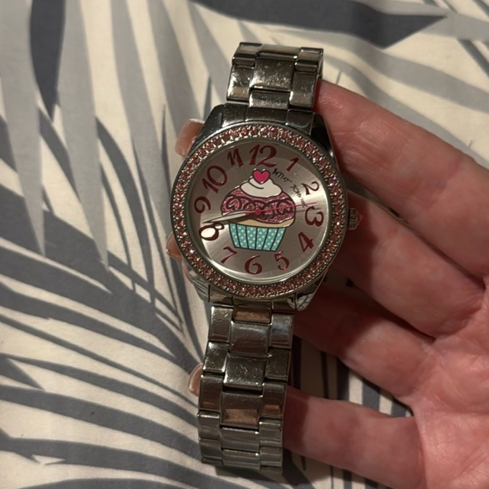 Betsy Johnson pink cupcake watch. Works perfectly! - Picture 7 of 7